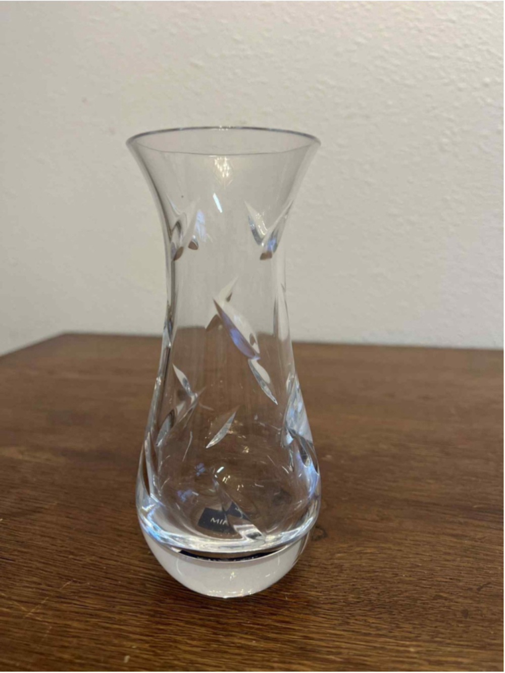 Mikasa Crystal Bud Vase 6in Cut Leaf Design Original Label Elegant Clear Glass